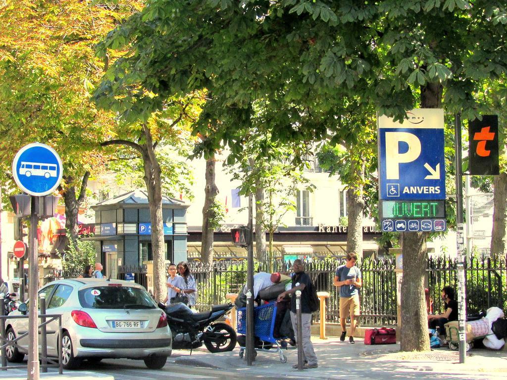 Hotel Du Square D'Anvers Paris Exterior foto